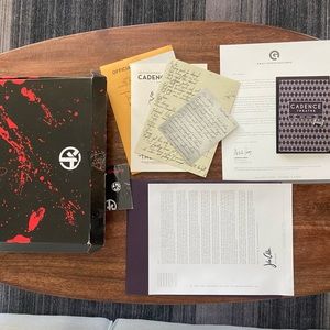 NWT - hunt a killer game